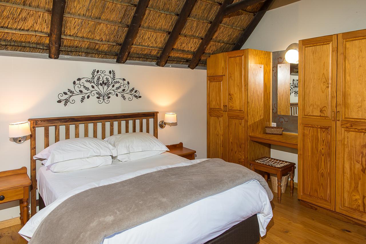 Coral Tree Cottages Harkerville Esterno foto